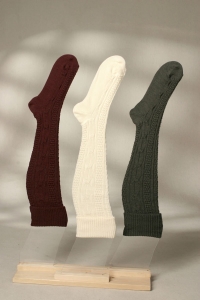 Wollkniestrumpf mit Zopfmuster und doppeltem Umschlagrand